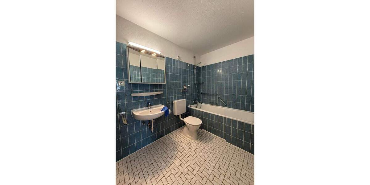 Etagenwohnung Rielasingen-Worblingen Rielasingen - 2 Zimmer, 68 m&sup2;, 650&euro; | Angebot:24595899