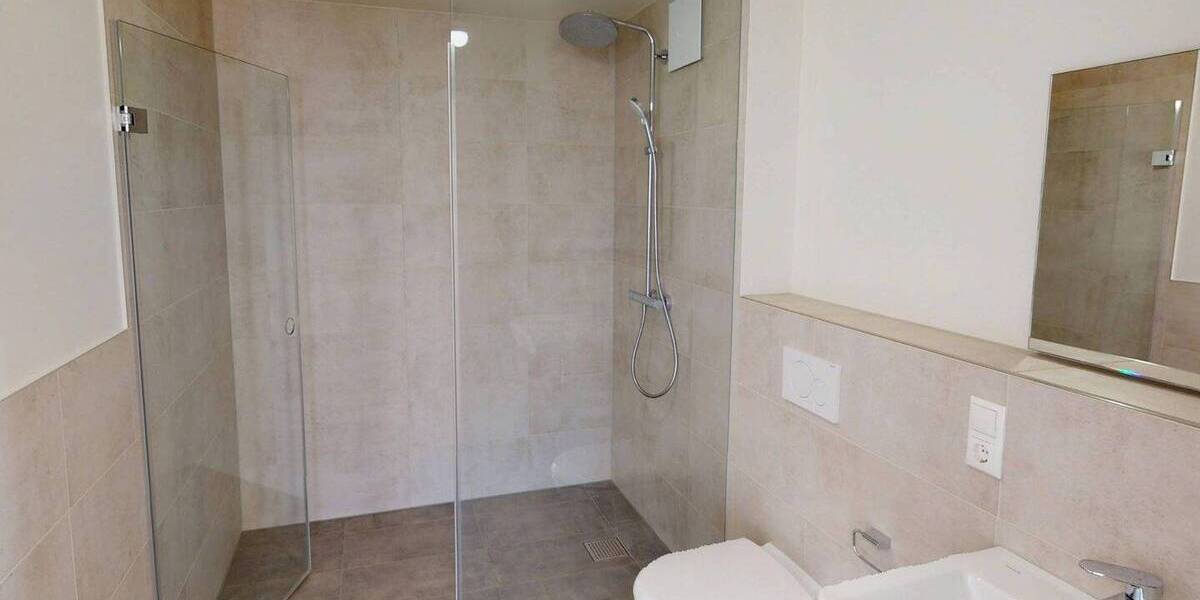 Etagenwohnung Saarbrücken St Johann - 3 Zimmer, 88 m&sup2;, 1.144&euro; | Angebot:26092190