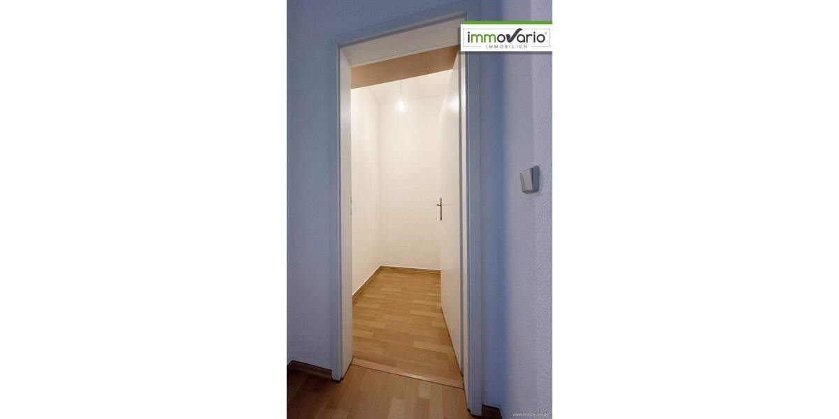 2-Raum-Wohnung mit Einbauküche, Balkon, Dusch- und Wannenbad ab sofort bezugsfertig! 2 zimmer