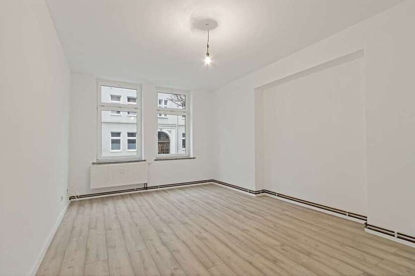 Wohnung zum Mieten in Halle 490 € 65 m²