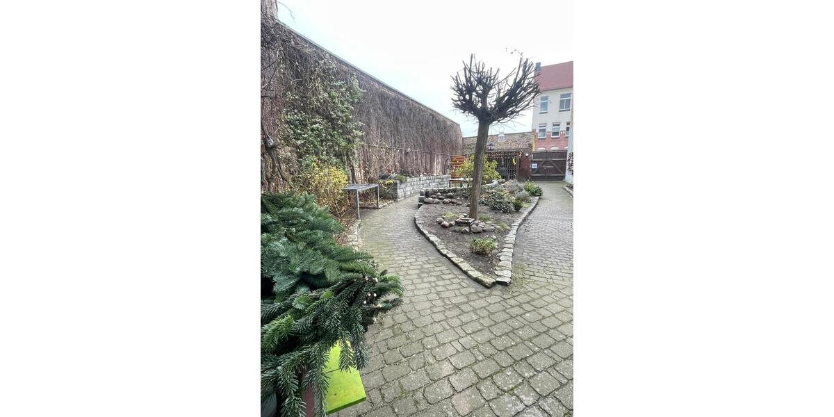 Dachgeschoßwohnung Zerbst (Anhalt) - 3 Zimmer, 102 m&sup2;, 663&euro; | Angebot:26659792