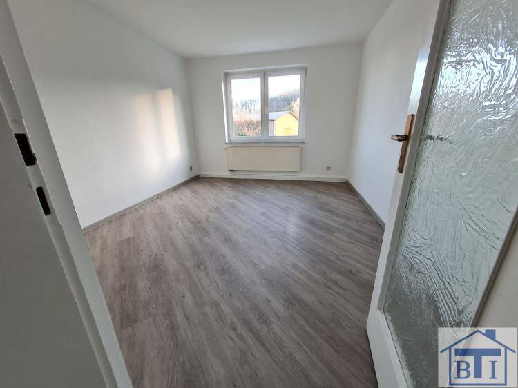 Etagenwohnung Spitzkunnersdorf Spitzkunnersdorf - 3 Zimmer, 58 m&sup2;, 310&euro; | Angebot:25997335