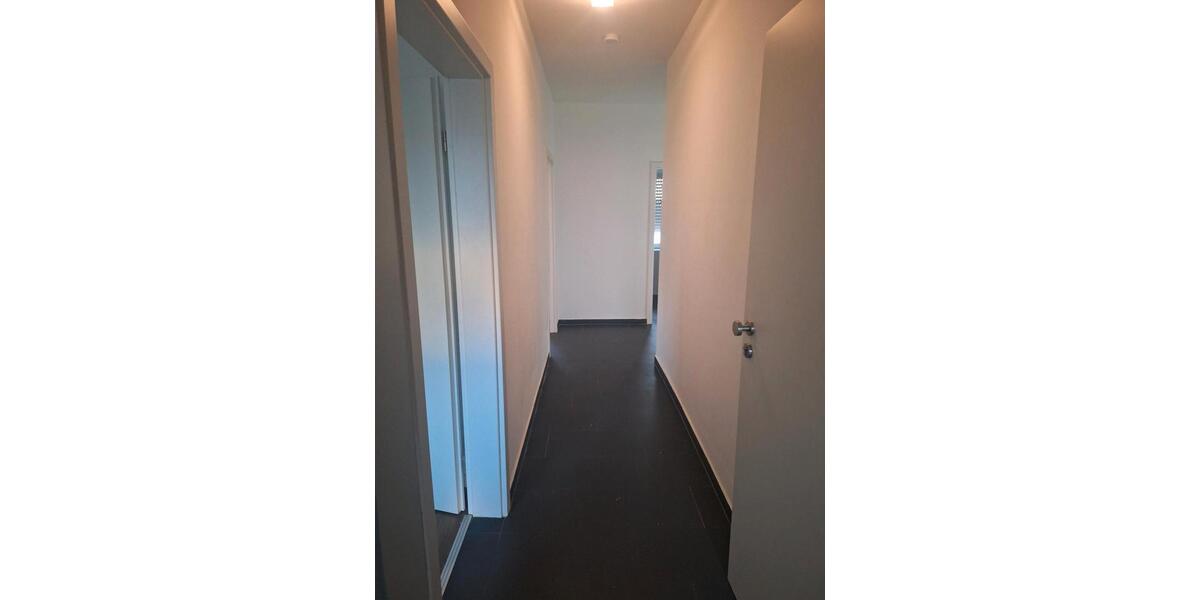 Erdgeschoßwohnung Hiddenhausen - 3 Zimmer, 83 m&sup2;, 750&euro; | Angebot:25947631