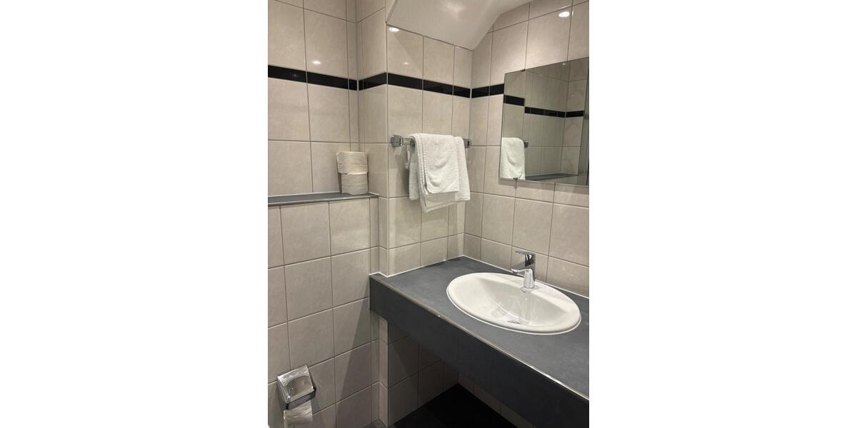 Wohnen auf Zeit Bonn Bad Godesberg - 1 Zimmer, 23 m&sup2;, 730&euro; | Angebot:26644265