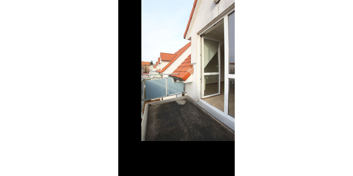 Dachgeschoßwohnung Oschersleben (Bode) - 3 Zimmer, 81 m&sup2;, 650&euro; | Angebot:26052787