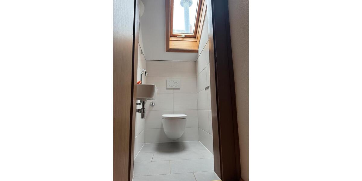 Dachgeschoßwohnung Gießen - 5 Zimmer, 105 m&sup2;, 1.450&euro; | Angebot:24855375