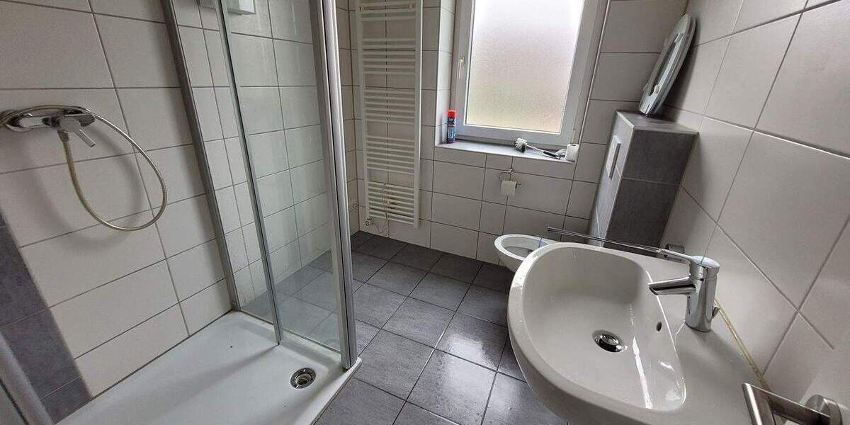 Etagenwohnung Rheinberg Borth - 3 Zimmer, 84 m&sup2;, 685&euro; | Angebot:24873041