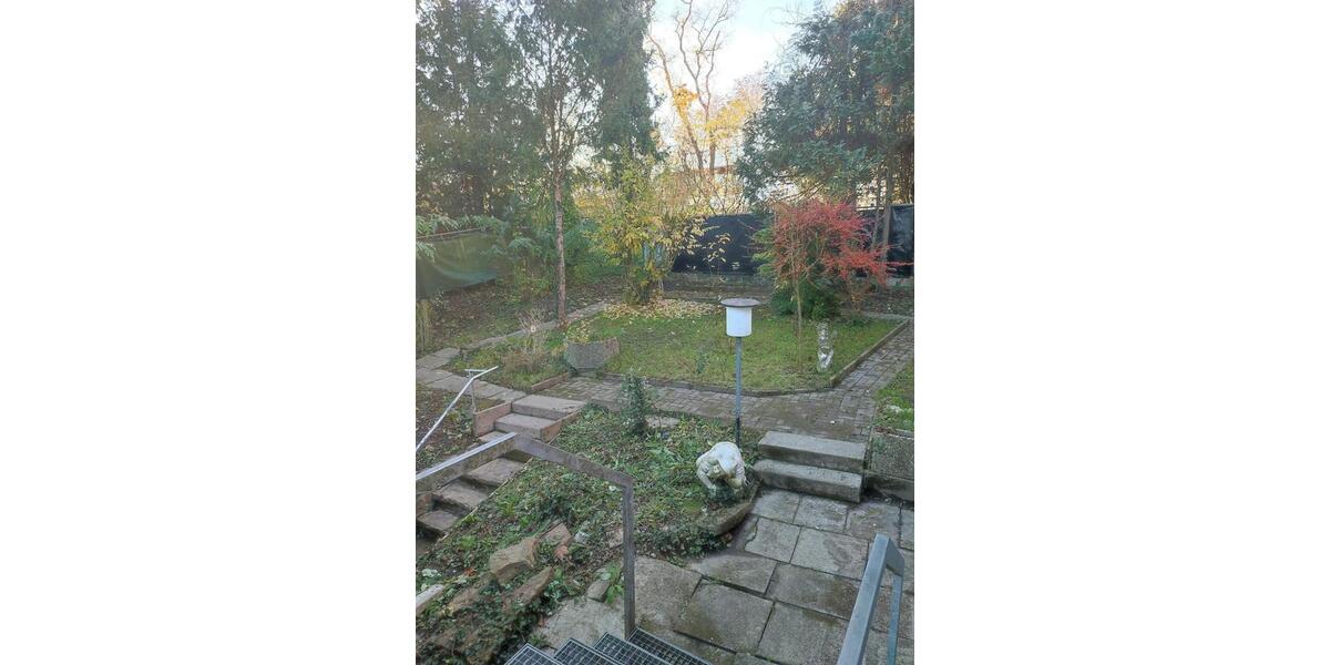 Sonnige 2-Zi-Terrassenwohnung mit Garten 2 zimmer