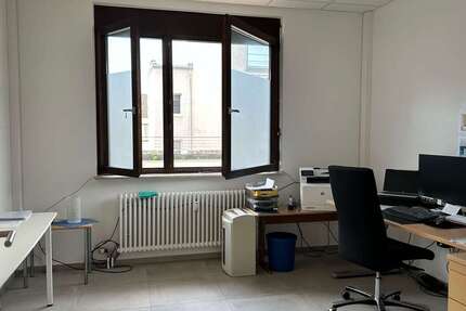 Gewerbeobjekt Pforzheim Innenstadt - 225&euro; | Angebot:26863336