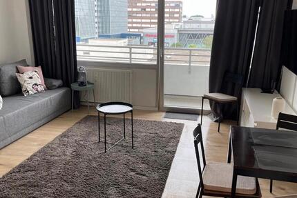Voll mobileres Studio-Apartment, Balkon, Parkplatz in Neuss 1 zimmer