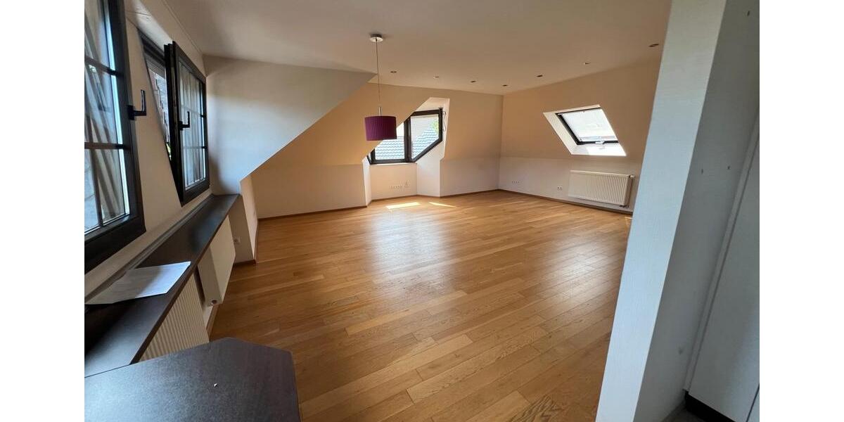 Dachgeschoßwohnung Gescher - 3 Zimmer, 100 m&sup2;, 1.000&euro; | Angebot:26482622