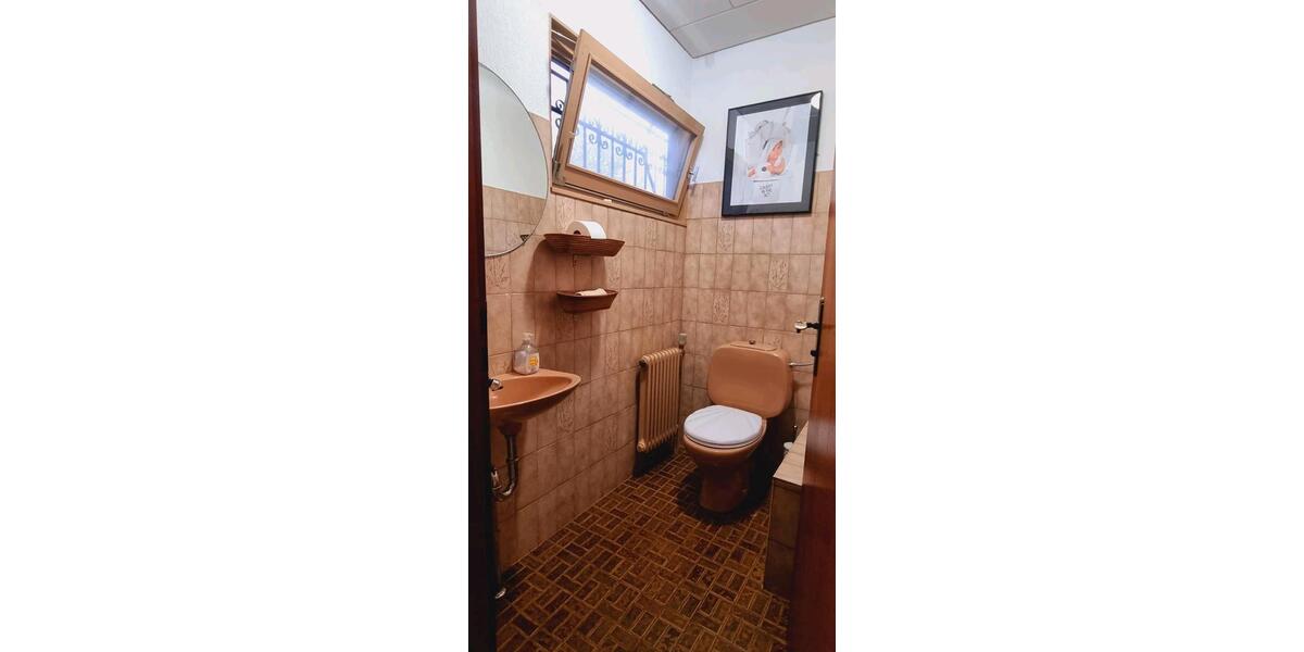 Wohnen auf Zeit Lohmar - 4 Zimmer, 125 m&sup2;, 100&euro; | Angebot:26289069