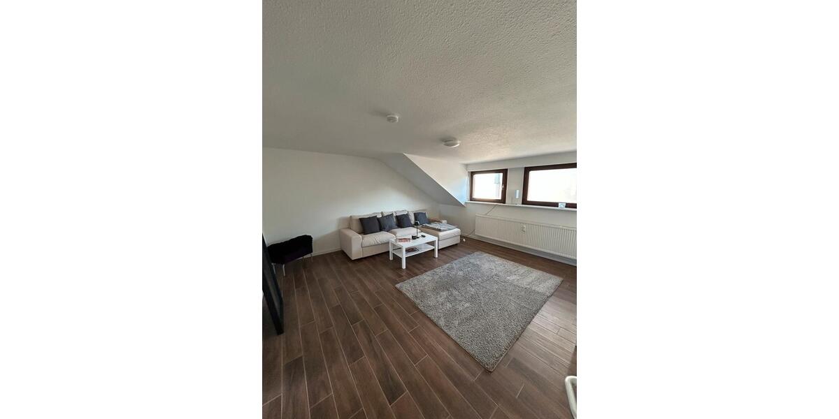 Dachgeschoßwohnung Wiesloch - 3 Zimmer, 70 m&sup2;, 814&euro; | Angebot:26020175