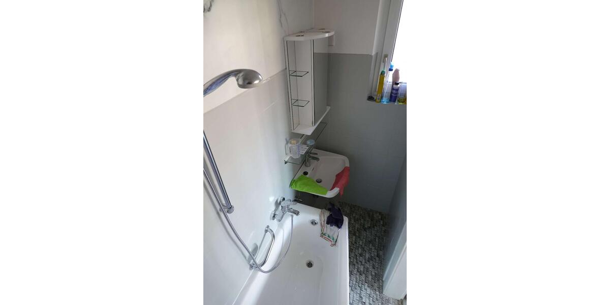 Etagenwohnung Stuttgart Stuttgart-West - 2 Zimmer, 72 m&sup2;, 1.100&euro; | Angebot:26589602