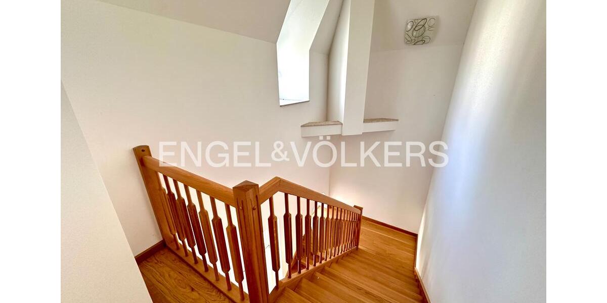 Maisonettenwohnung Magdeburg - 5 Zimmer, 175 m&sup2;, 1.559&euro; | Angebot:25921569
