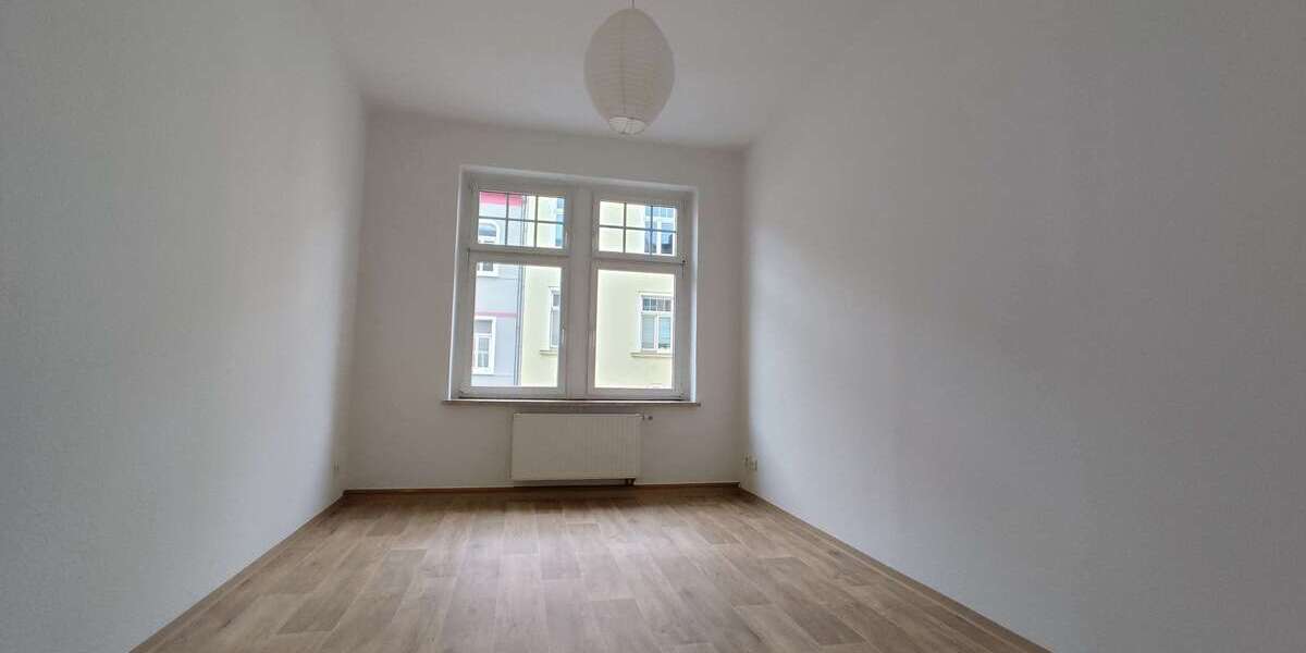 Etagenwohnung Gera Debschwitz - 3 Zimmer, 80 m&sup2;, 480&euro; | Angebot:27286960