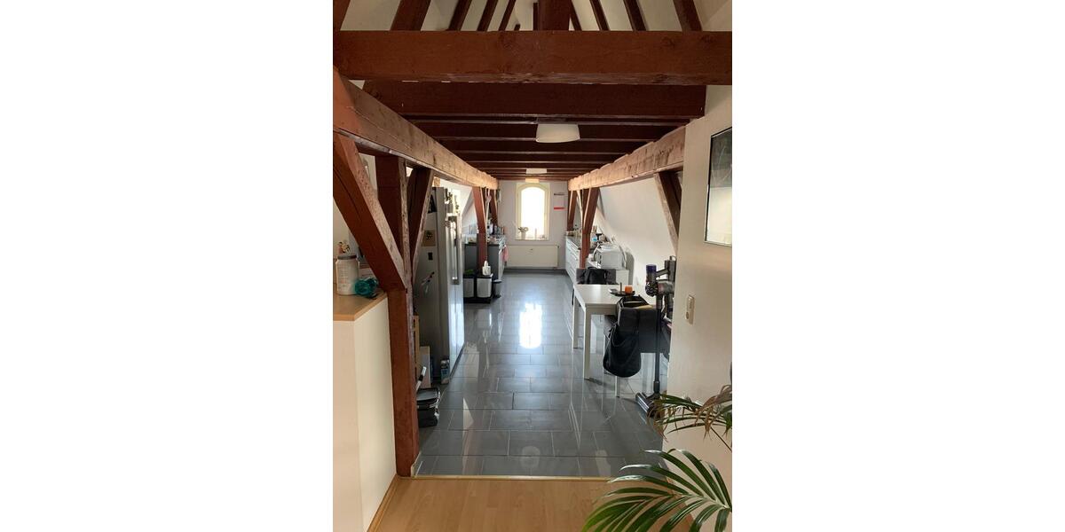 Dachgeschoßwohnung Eisenach - 2 Zimmer, 106 m&sup2;, 800&euro; | Angebot:24804667