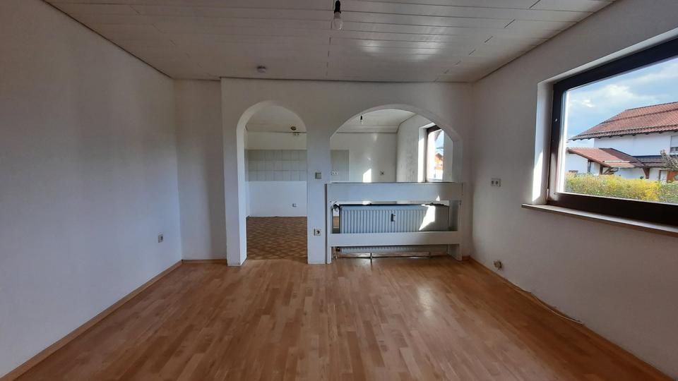 Etagenwohnung Schöllnach - 4 Zimmer, 98 m&sup2;, 622&euro; | Angebot:26639991
