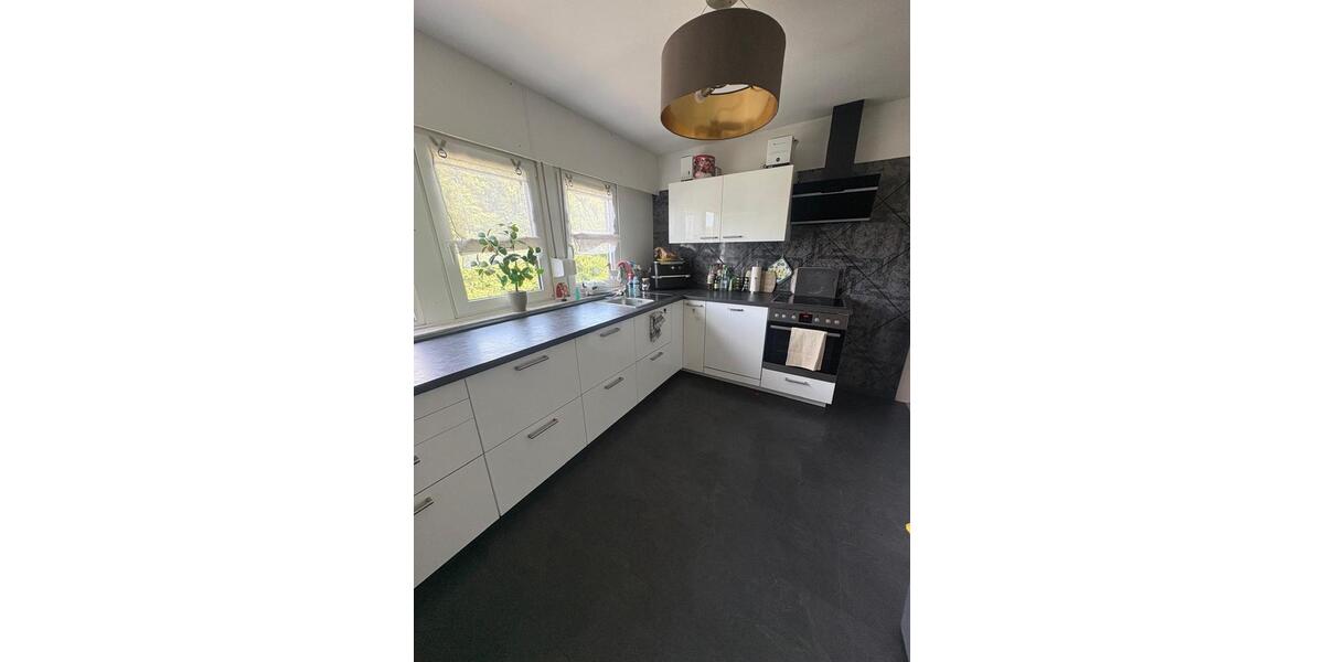 Dachgeschoßwohnung Alsdorf - 2 Zimmer, 84 m&sup2;, 1.000&euro; | Angebot:27557483