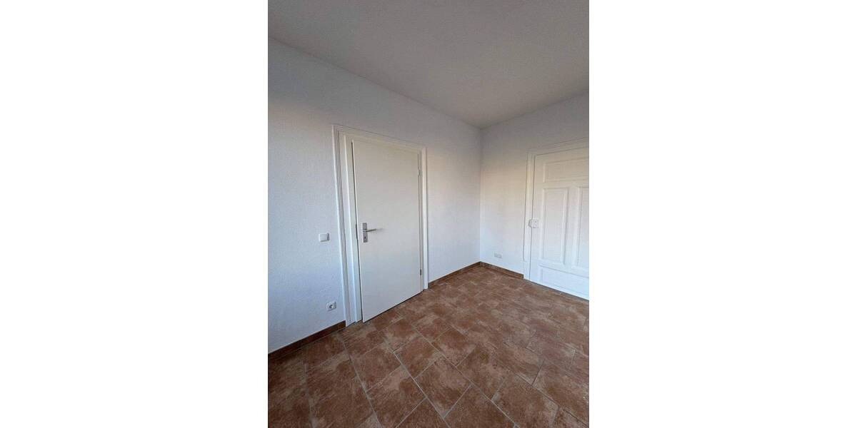 Gewerbeobjekt Fürth Nordstadt - 5 Zimmer, 120 m&sup2;, 1.080&euro; | Angebot:26859104