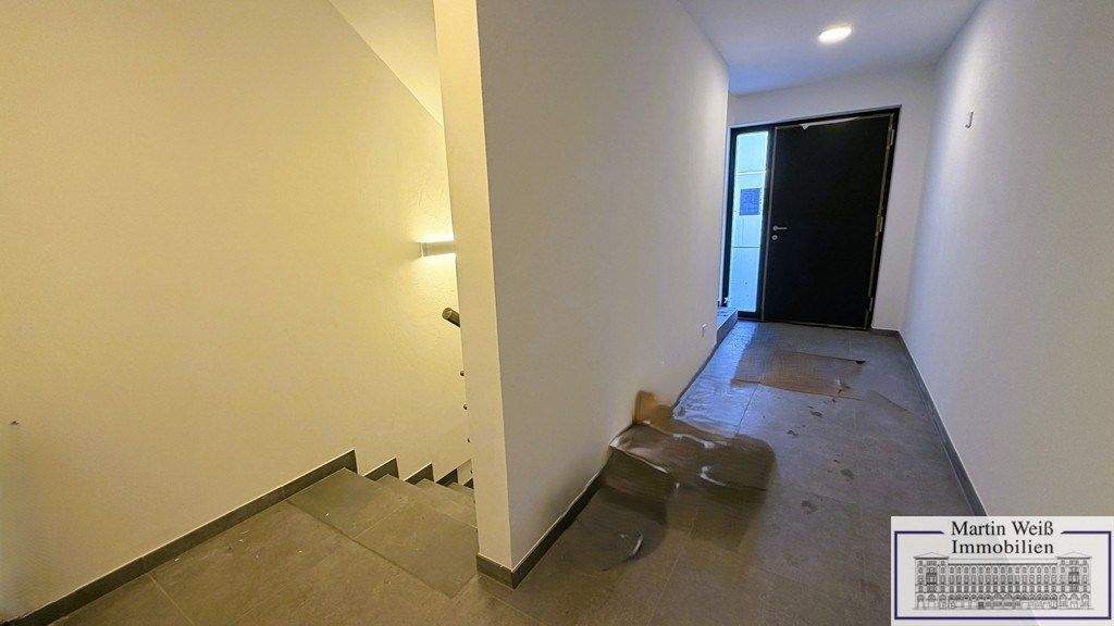 Etagenwohnung München Allach-Untermenzing - 2 Zimmer, 67 m&sup2;, 1.635&euro; | Angebot:24557758