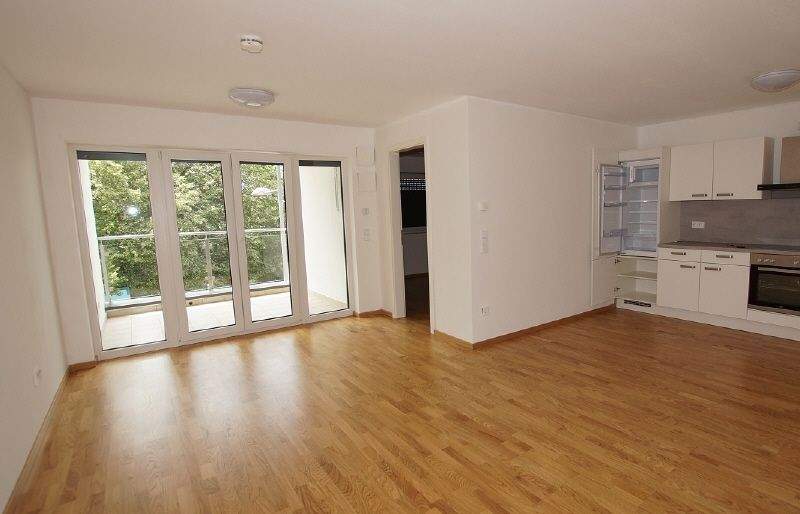 Etagenwohnung Straubing - 2 Zimmer, 68 m&sup2;, 750&euro; | Angebot:25267642