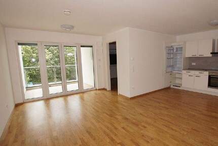 Wohnung Straubing - 2 Zimmer, 68 m&sup2;, 750&euro; | Angebot:25267642