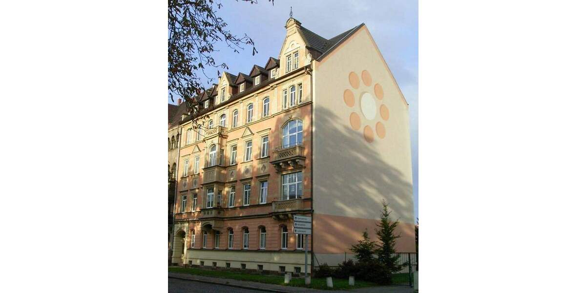 Etagenwohnung Riesa Innenstadt - 2 Zimmer, 57 m&sup2;, 393&euro; | Angebot:26289933