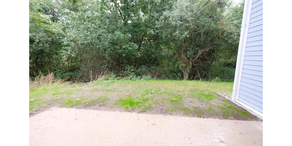 Zwei- Zimmer Erdgeschosswohnung mit Terrasse und kleinem Garten 2 zimmer