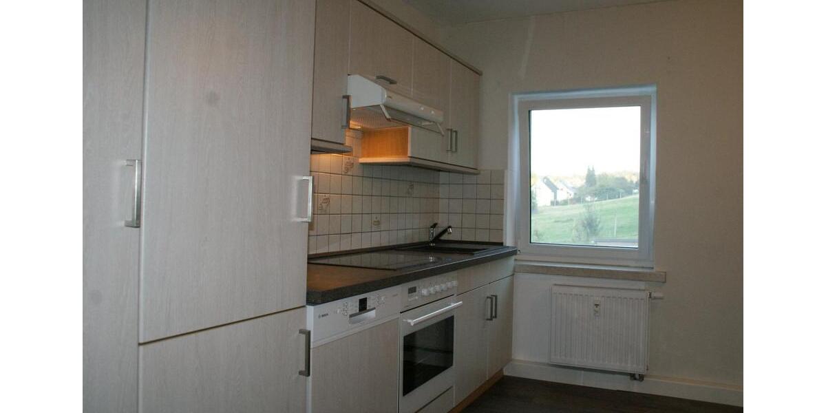 Etagenwohnung Grünhainichen - 3 Zimmer, 72 m&sup2;, 380&euro; | Angebot:24651350