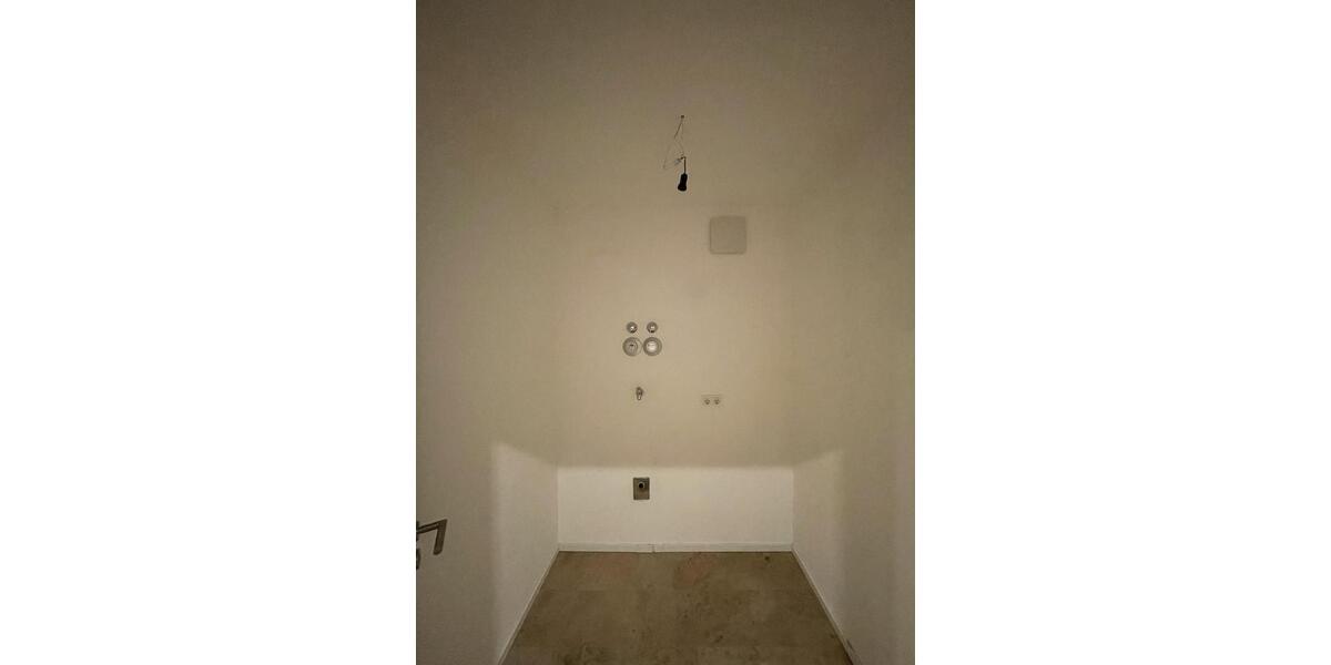 4 Zimmer Wohnung 1. OG 4 zimmer