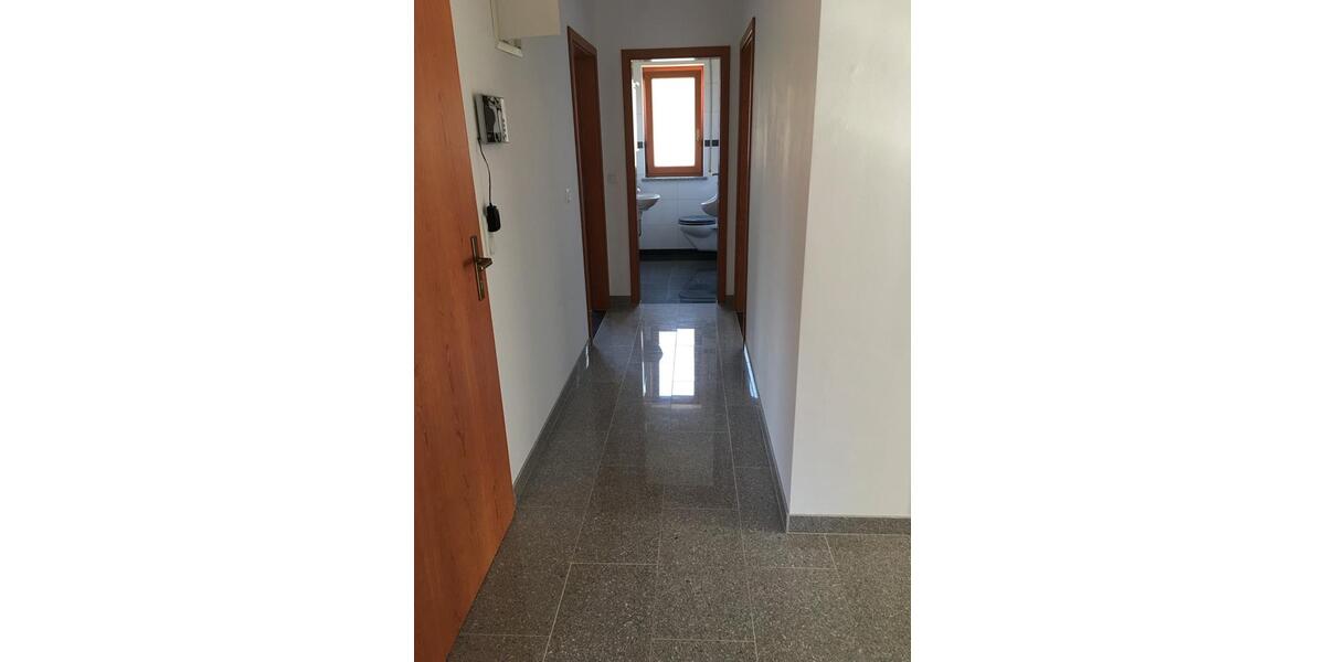 Etagenwohnung Saarbrücken Ensheim - 4 Zimmer, 105 m&sup2;, 850&euro; | Angebot:26225918