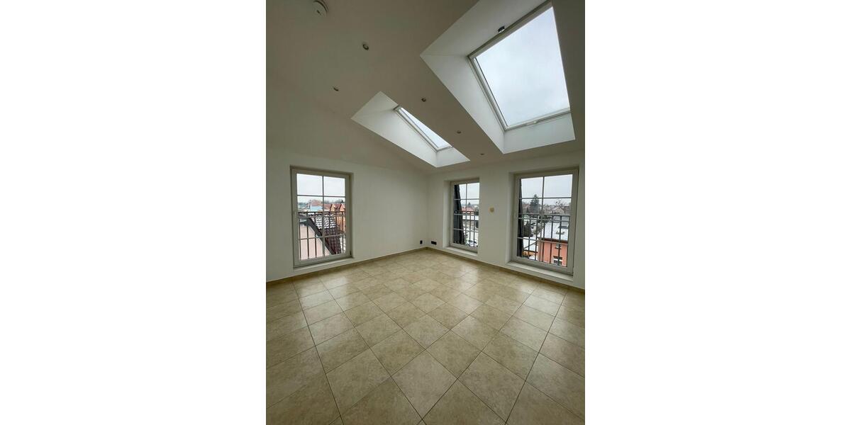 Dachgeschoßwohnung Eberswalde Brandenburgisches Viertel - 3 Zimmer, 115 m&sup2;, 1.270&euro; | Angebot:24847014