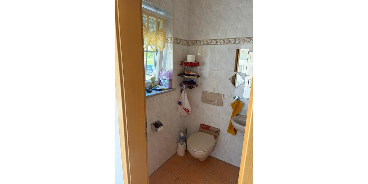 Doppelhaushälfte Geisenfeld - 6 Zimmer, 125 m&sup2;, 1.500&euro; | Angebot:26693812