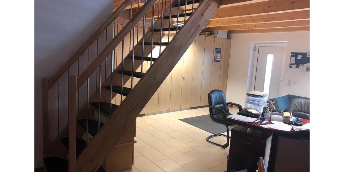 Büro oder Wohnung zu Vermieten in 84051 Altheim, Bahnhofstraße 8 2 zimmer