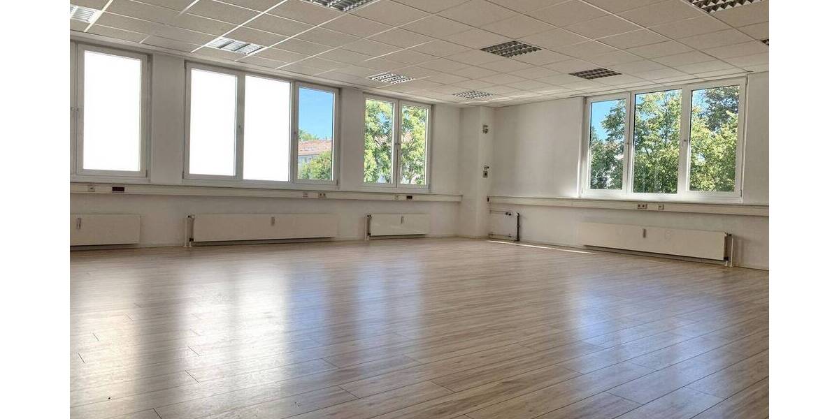 Gewerbeobjekt Altlandsberg - 1 Zimmer, 136 m&sup2;, 958&euro; | Angebot:25749160