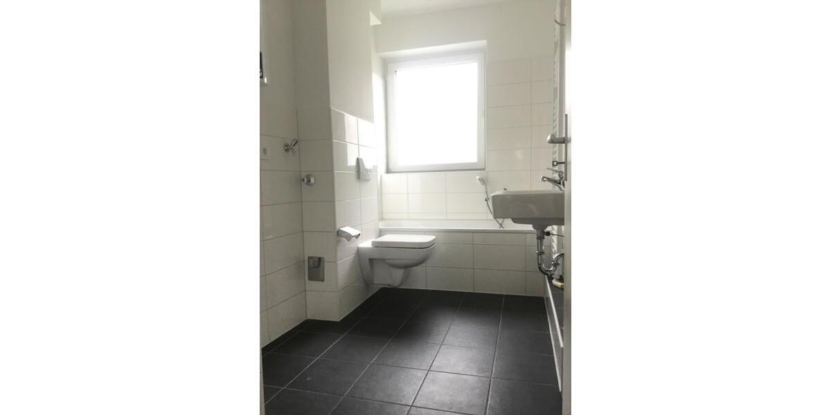 Erdgeschoßwohnung Bielefeld Mitte - 4 Zimmer, 84 m&sup2;, 882&euro; | Angebot:26486344