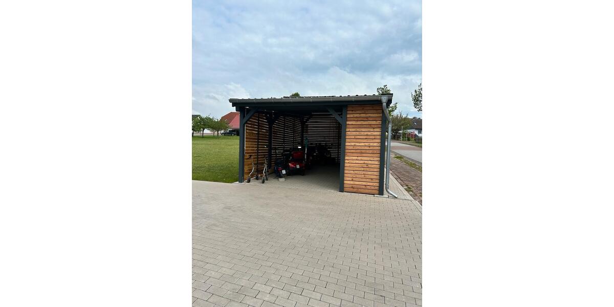Wohnen auf Zeit Fürstenberg - 12 Zimmer, 388 m&sup2;, 476&euro; | Angebot:26650176