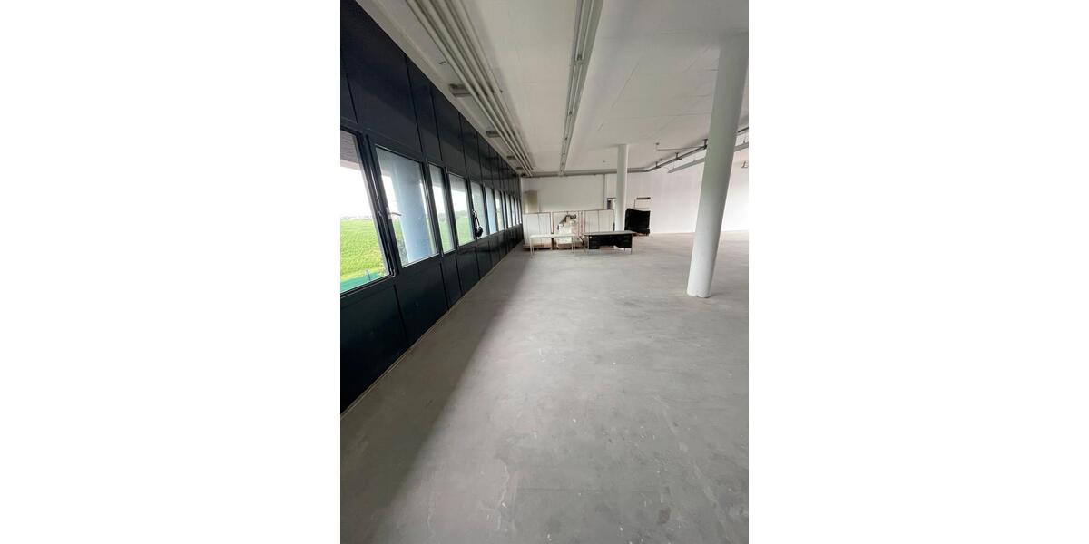 Gewerbeobjekt Ditzingen - 2.600&euro; | Angebot:26090142