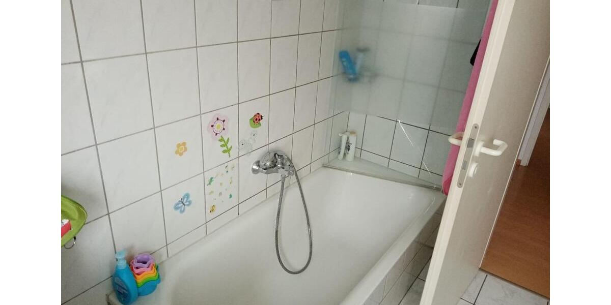 3-Zimmerwohnung mit Balkon und Gäste WC 3 zimmer