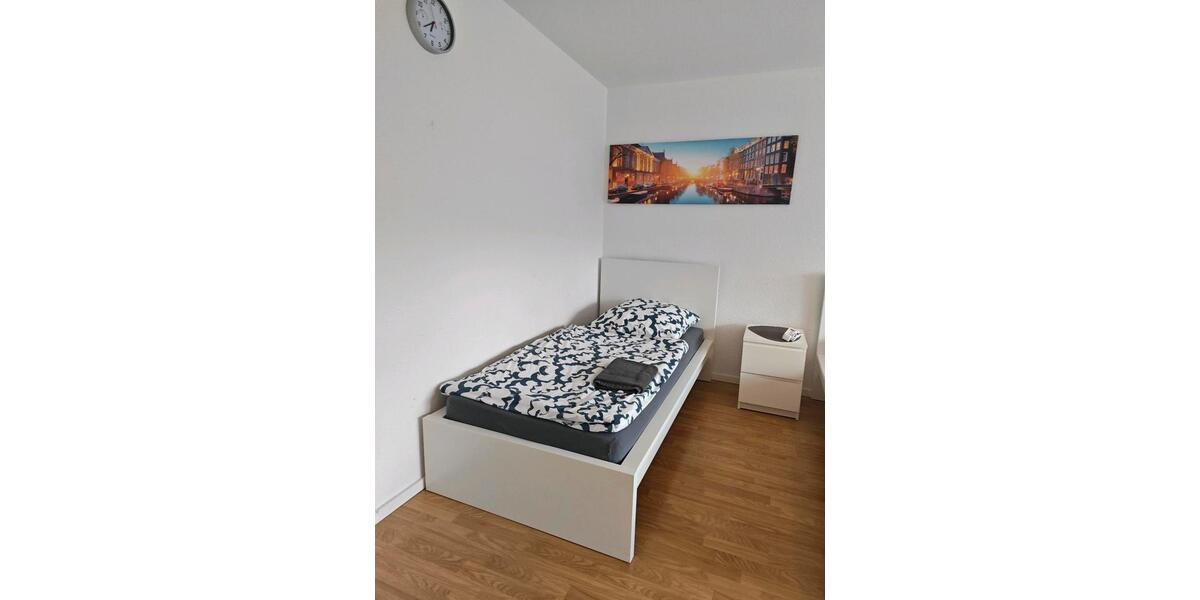 Wohnen auf Zeit Kreuztal - 3 Zimmer, 140 m&sup2;, 3.500&euro; | Angebot:25299758