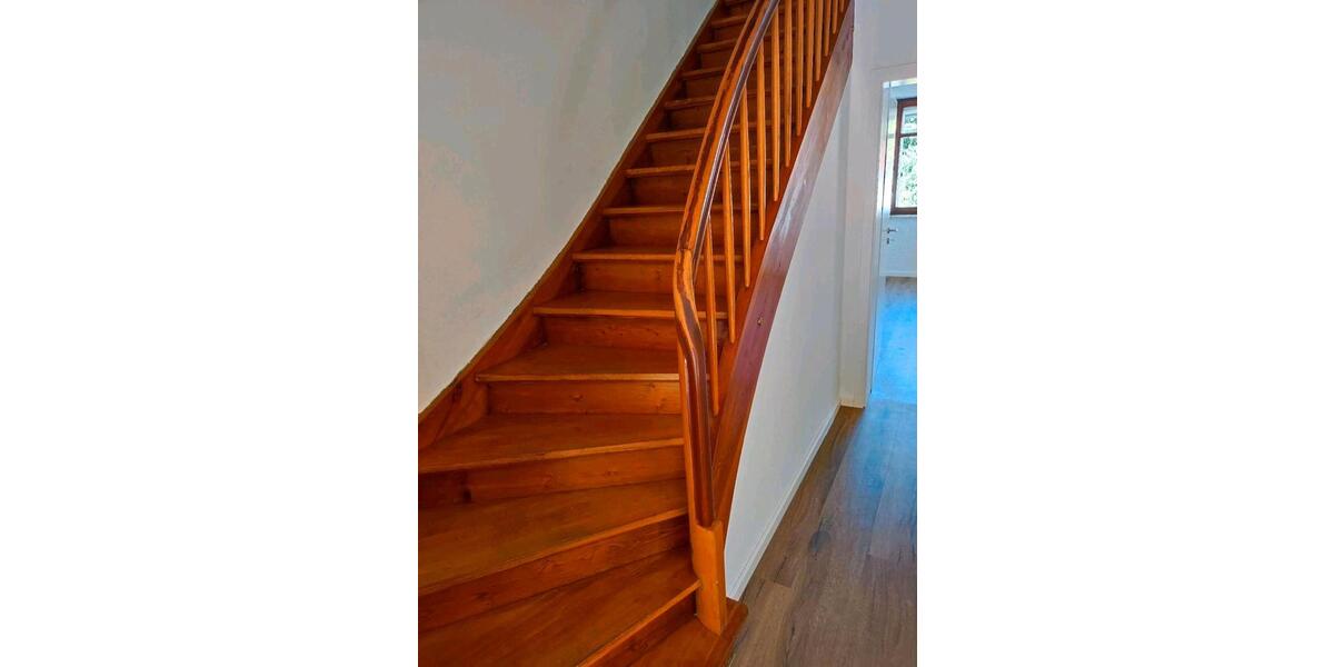 Etagenwohnung Hirzenhain - 3 Zimmer, 87 m&sup2;, 696&euro; | Angebot:26063144