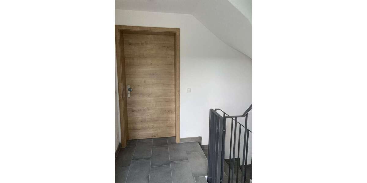 Etagenwohnung Haag in Oberbayern - 3 Zimmer, 96 m&sup2;, 1.320&euro; | Angebot:26013085