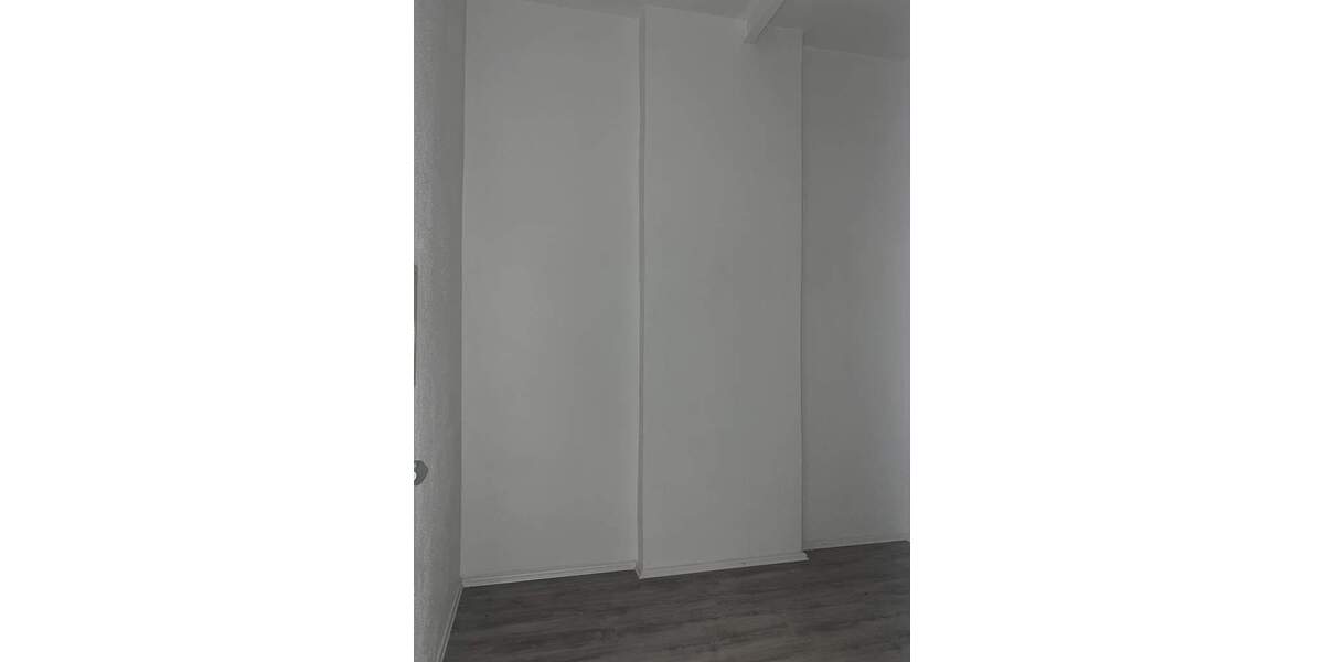 Ihr neues, liebevoll saniertes Büro mit vorteilhafter Raumaufteilung in Döbeln! 4 zimmer