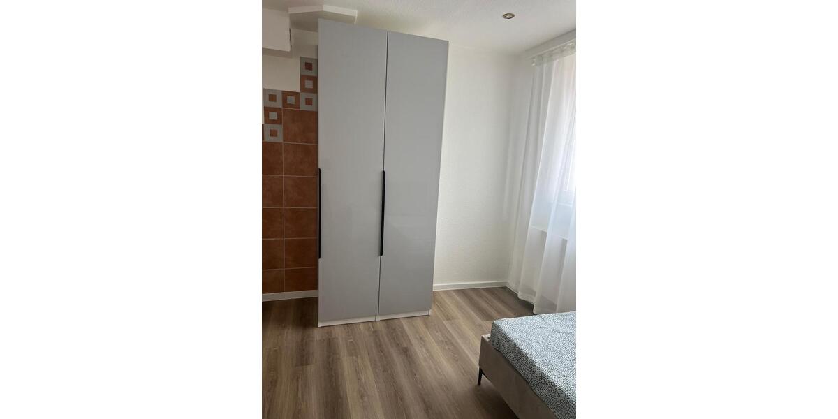 Wohnen auf Zeit Bergheim - 4 Zimmer, 105 m&sup2;, 20&euro; | Angebot:22249602