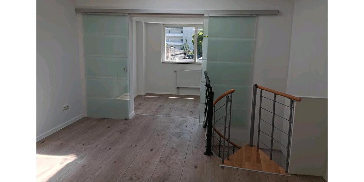 Maisonettenwohnung Krefeld - 3 Zimmer, 85 m&sup2;, 1.100&euro; | Angebot:26339888