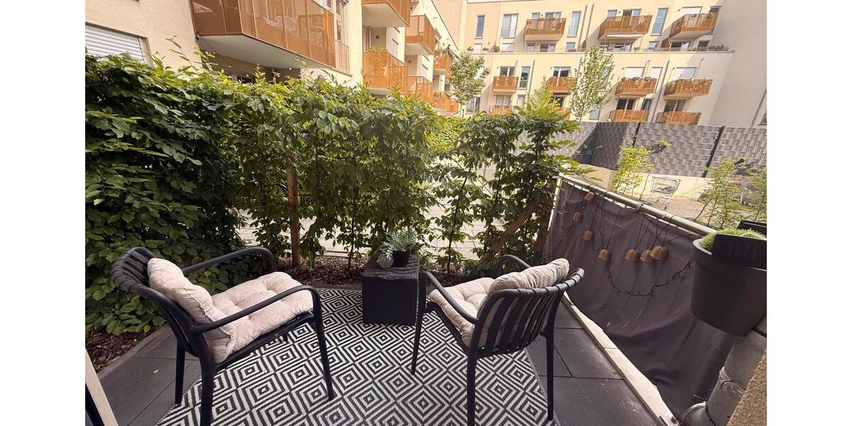 Erdgeschoßwohnung Köln Mülheim - 4 Zimmer, 103 m&sup2;, 2.009&euro; | Angebot:26580780