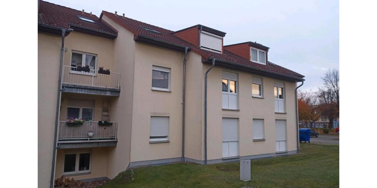 2 Raum-Wohnung Eiche-Parkett im DG 2 zimmer