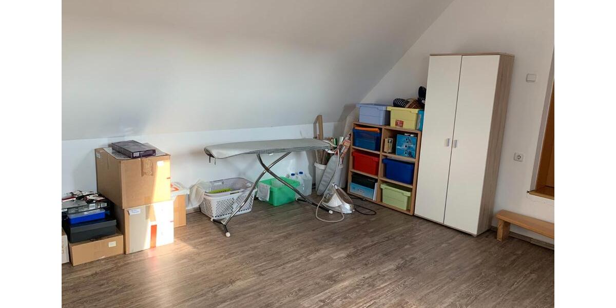 Doppelhaushälfte Wehringen - 6 Zimmer, 165 m&sup2;, 2.100&euro; | Angebot:26634665