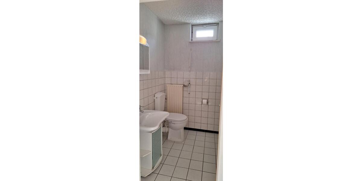 Erdgeschoßwohnung Runkel - 4 Zimmer, 130 m&sup2;, 1.180&euro; | Angebot:26495101